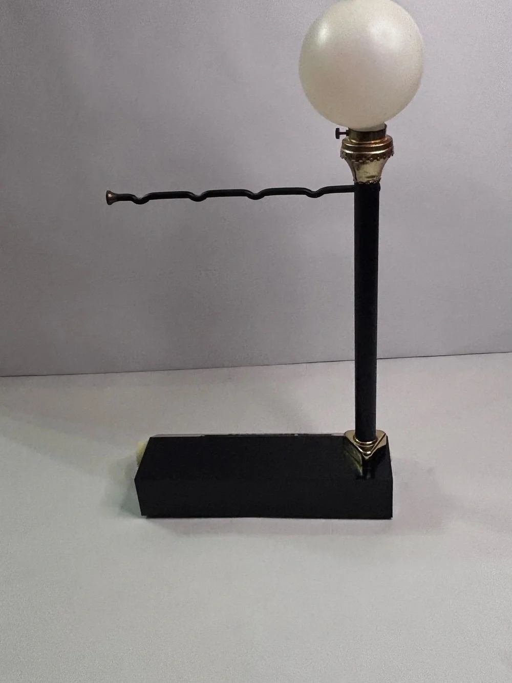 Vintage 1968 Royal London,LTD  Guide Bar Open Lamp